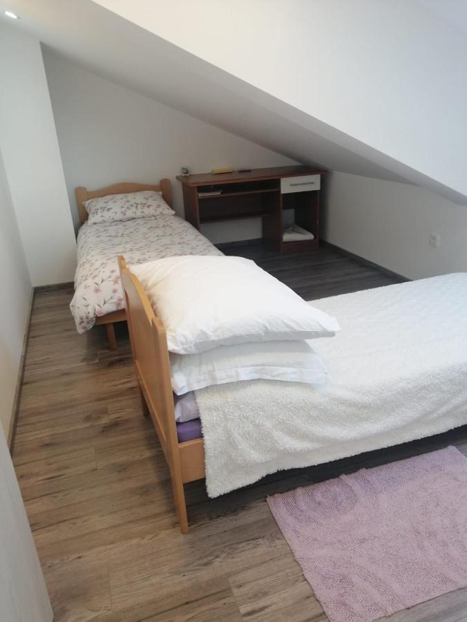 Apartman Dunatov Preko Exterior photo
